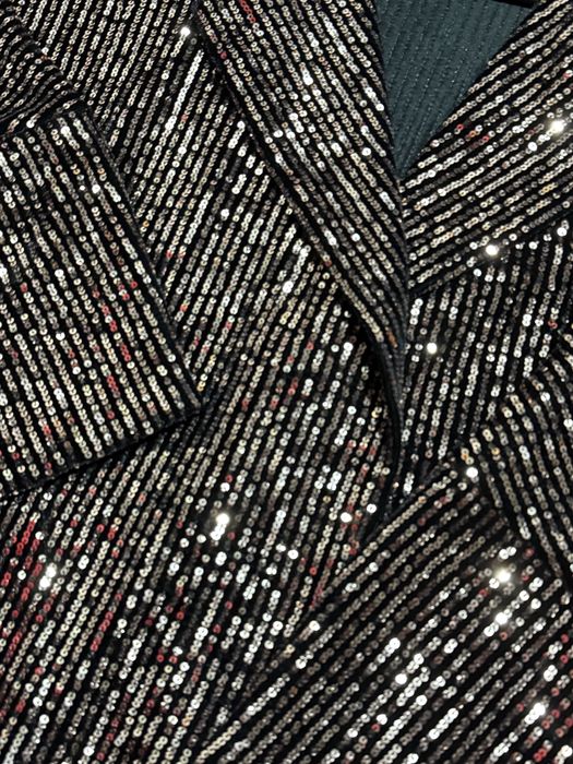 костюм с паетками