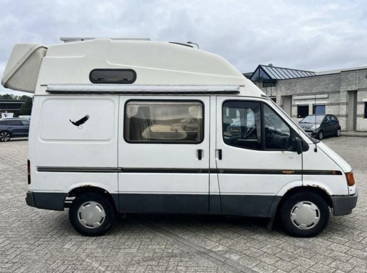 AutoCaravana Ford Nugget