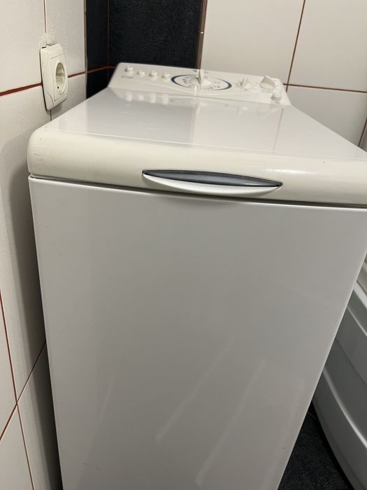 Продається б/у пральна машина, вертикальноі загрузки