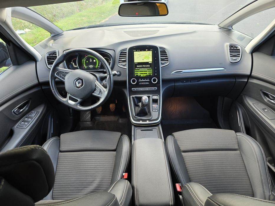 RENAULT GRAND SCÉNIC IV – 1.2 TCe 130 | Boose, Masaże, Navii, Ambiente