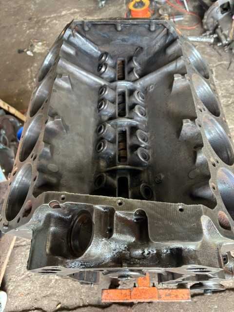 Mopar  blok silnik 440  1968r.