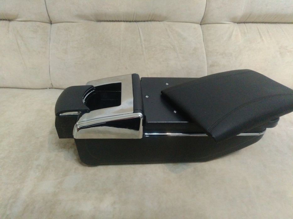 подлокотник фокус , форд фокус  Ford Focus 2 Mk2 2005-2011