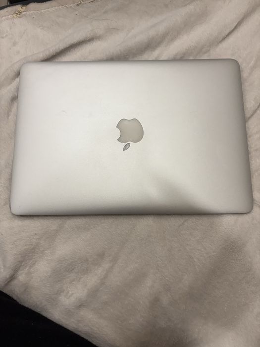 Macbook Air 2015 (i5) 120Gb