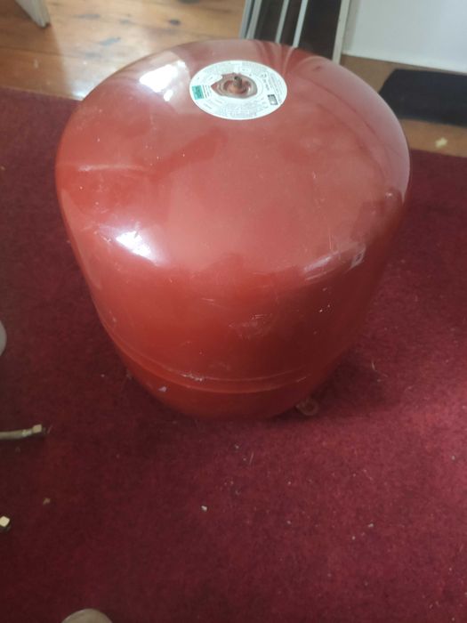 Zbiornik wyrównawczy c.o