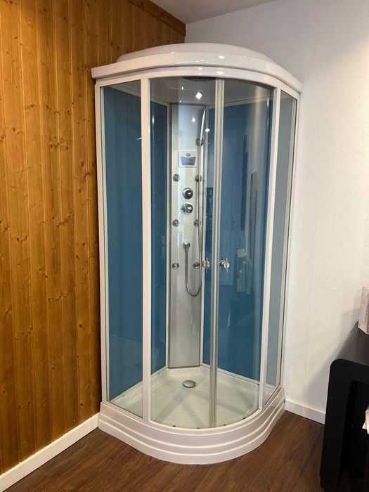Cabine de Duche em quarto de círculo completa com Hidromassagem e música