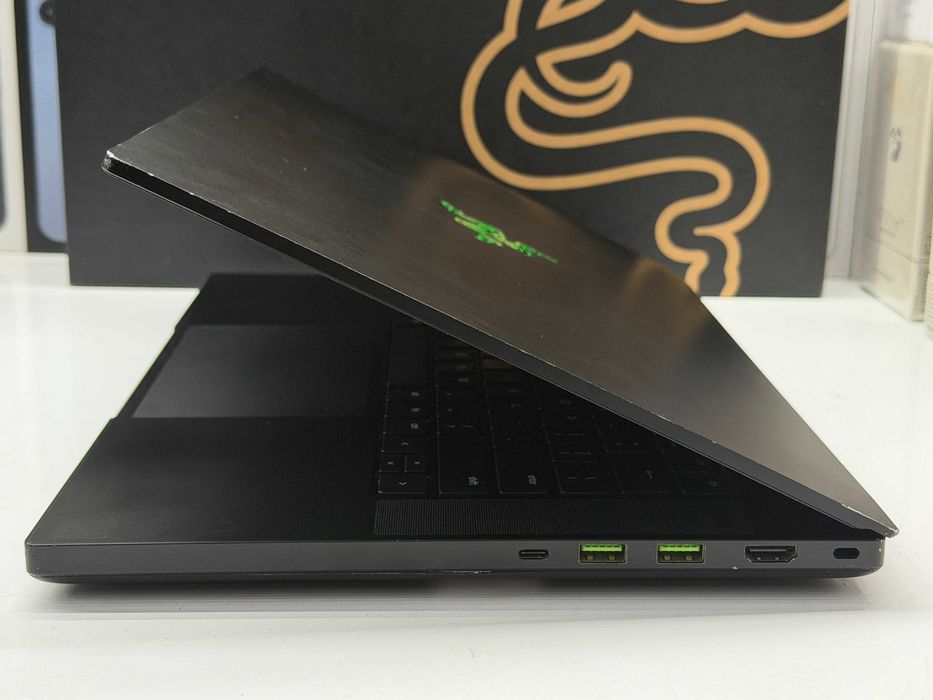 Razer Blade 15 4K/i7-10750H/16gb/512gb SSD/RTX2070 8gb Trade-In/Oбмeн
