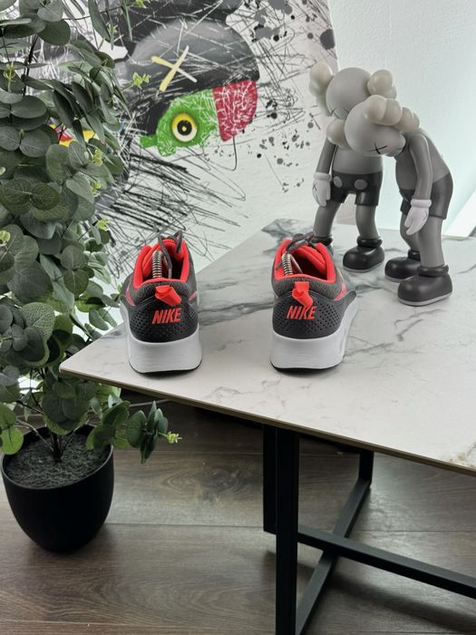 Кросівки Nike Air Max Thea 38 розмір Е13431