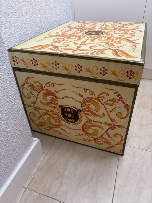Mala decorativa e de arrumação