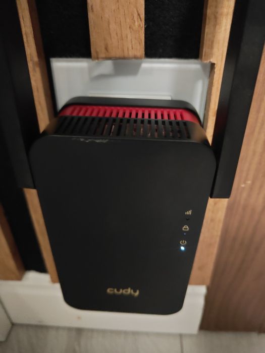 Wzmacniacz Cudy AX 3000