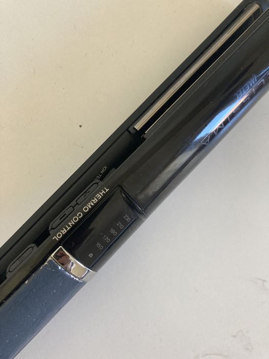 Ferro de alisar - usado