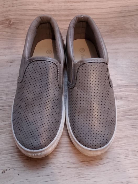 Trampki chłopięce 32 wiosna lato