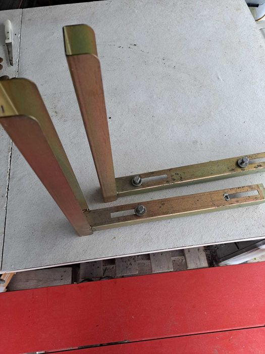 Suportes de parede para unidade exterior