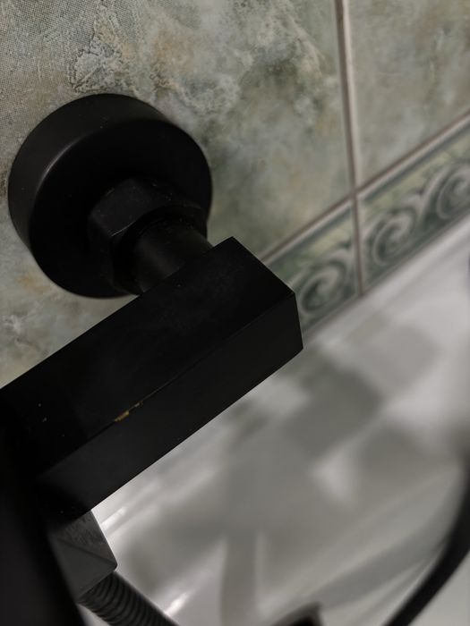 Komplet baterii nad umywalke i wanne