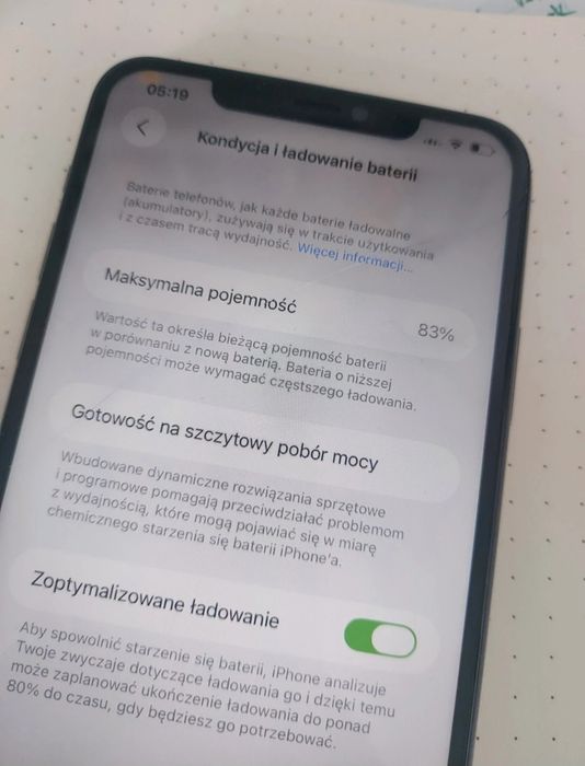 Iphone  11 pro max 83% kondycji baterii