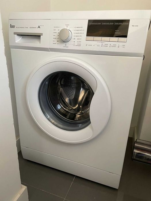 Máquina de Lavar Roupa - TEKA TK4 1270