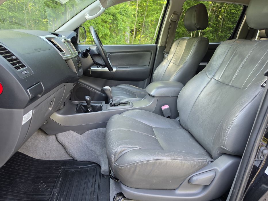 Toyota Hilux 3.0 Diesel 2012 рік