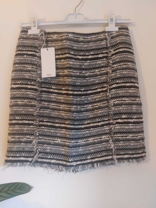 Saia azul com padrão