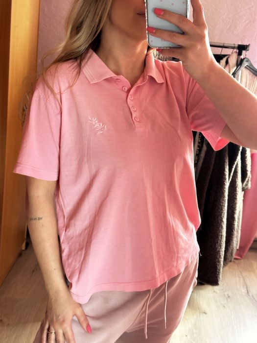 Różowa koszulka polo damska oversize z kwiatkiem | 38 M | stan bardzo dobry