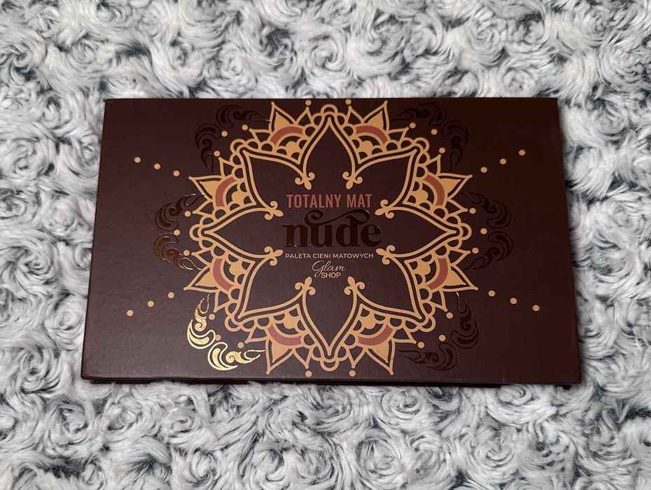 Glam Shop Totalny Mat Nude Mandala - paleta cieni do oczu
