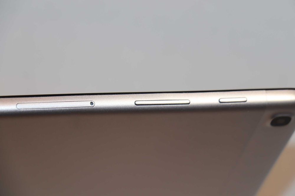 Samsung Galaxy Tab A 10.1 (2019) 32GB LTE SM-T515, дуже гарний стан!