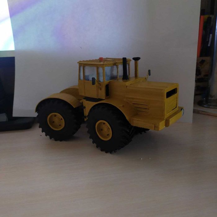 Масштабна модель (К-700)