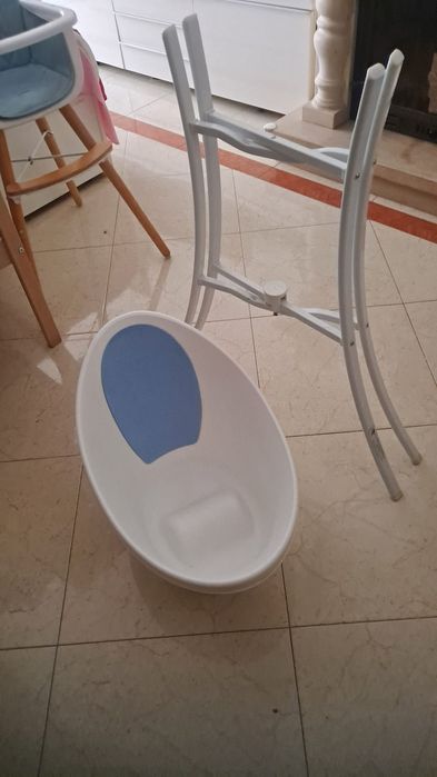 Banheira bebê com suporte schnuggle