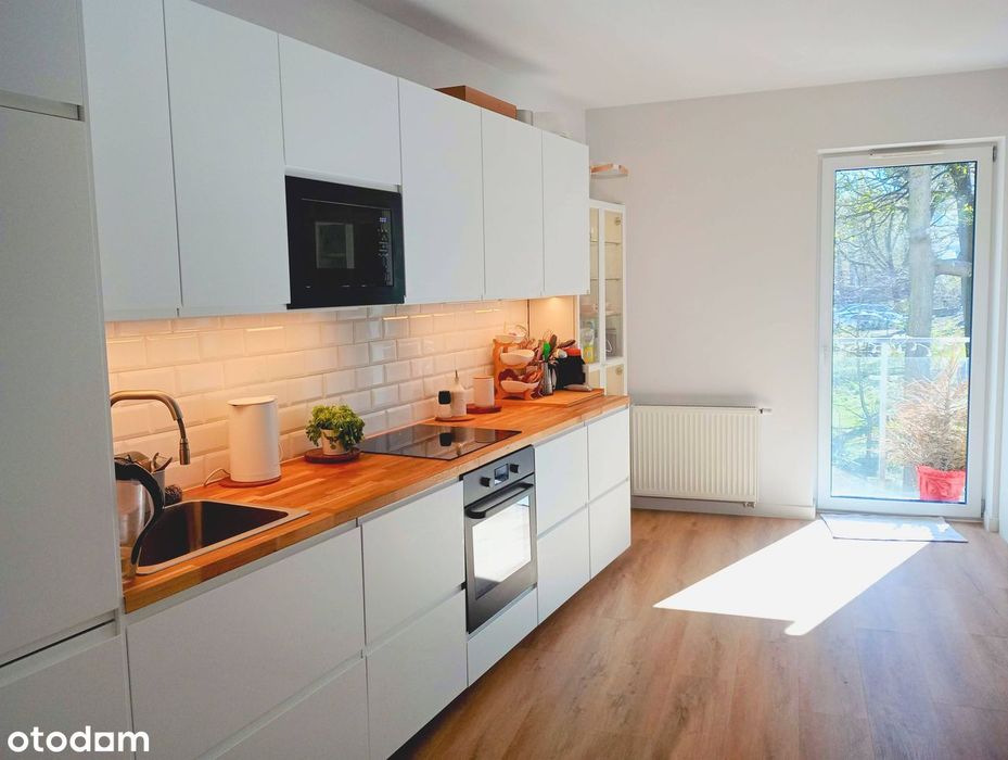 Nowe 4-pokojowe mieszkanie w centrum, 87 m², garaż, piwnica, 3 balkony - Widok 2