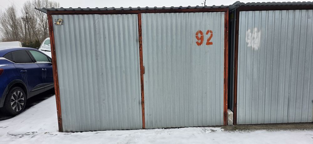 Na sprzedaż garaż – Fordon, os. Nad Wisłą | parking strzeżony 24h