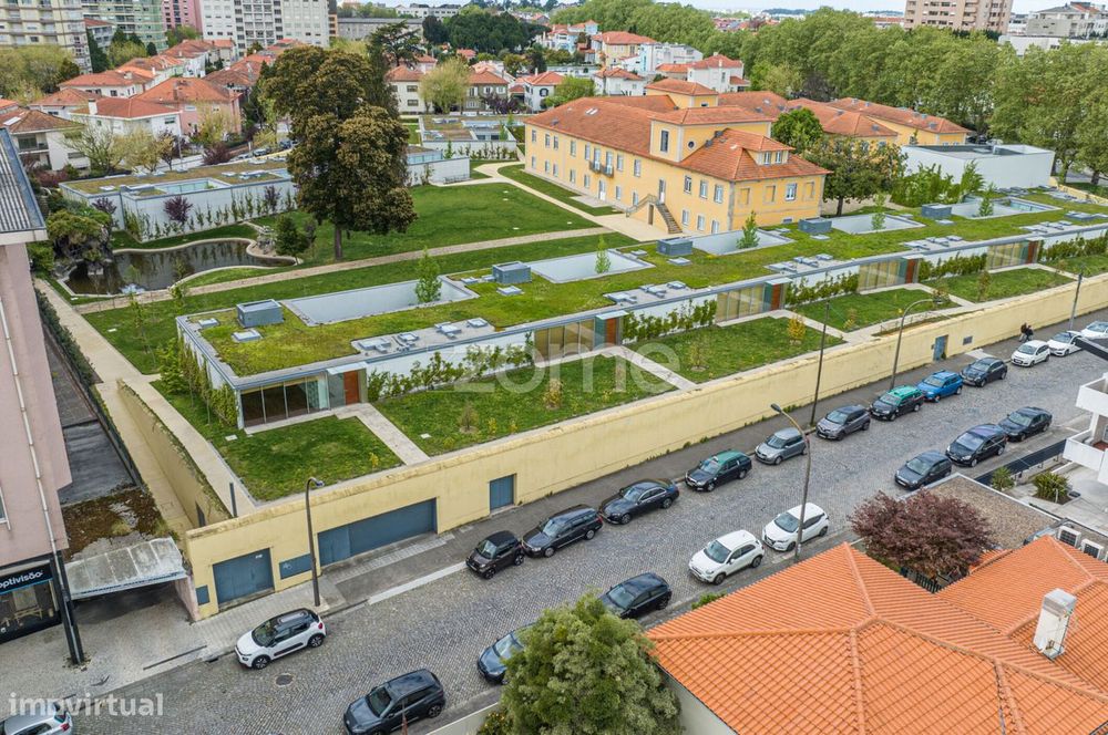 Moradia T4 em Condomínio Privado de Luxo, no Centro do Porto