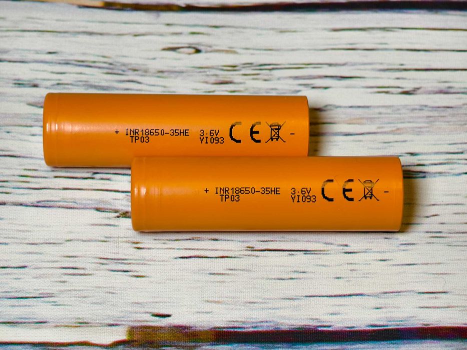 Акумулятори 18650 Tenpower INR18650 35HE 3500mAh 10A Li-ion