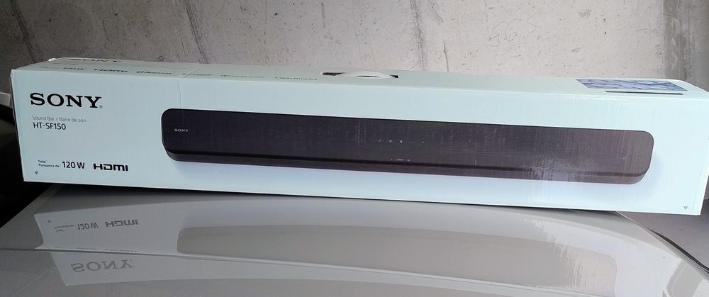 Sondbar Sony z pilotem.