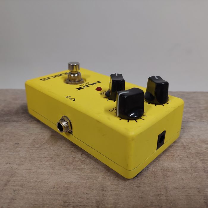 Nux CH-3 Chorus efekt gitarowy