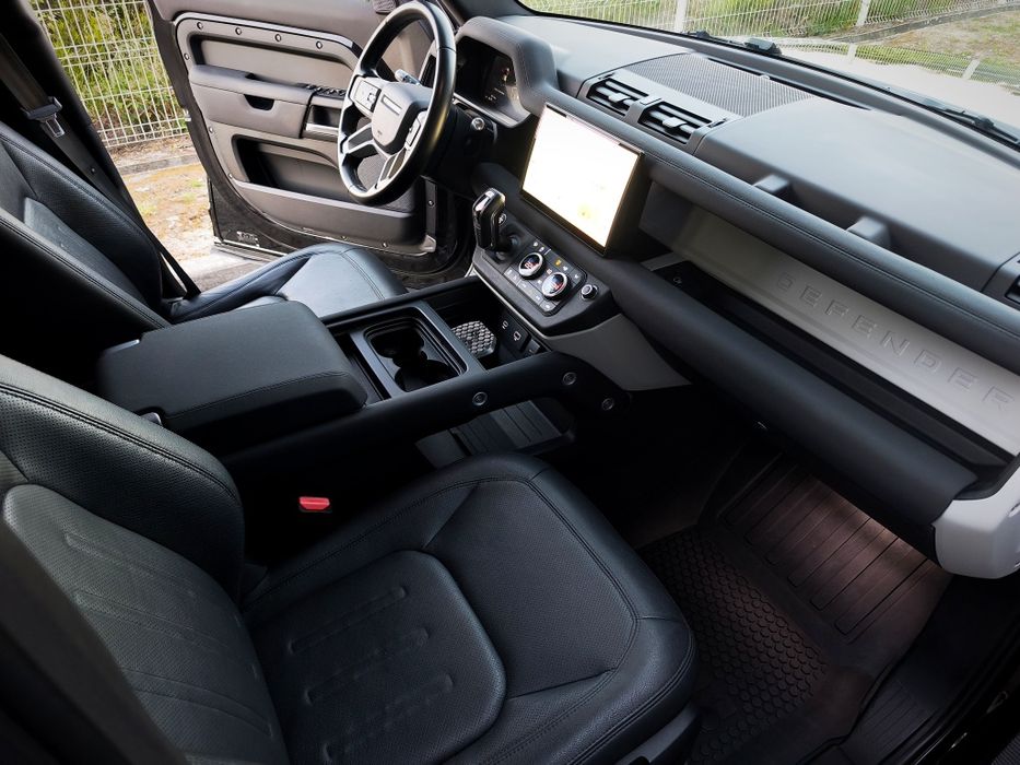 Land Rover Defender 3.0