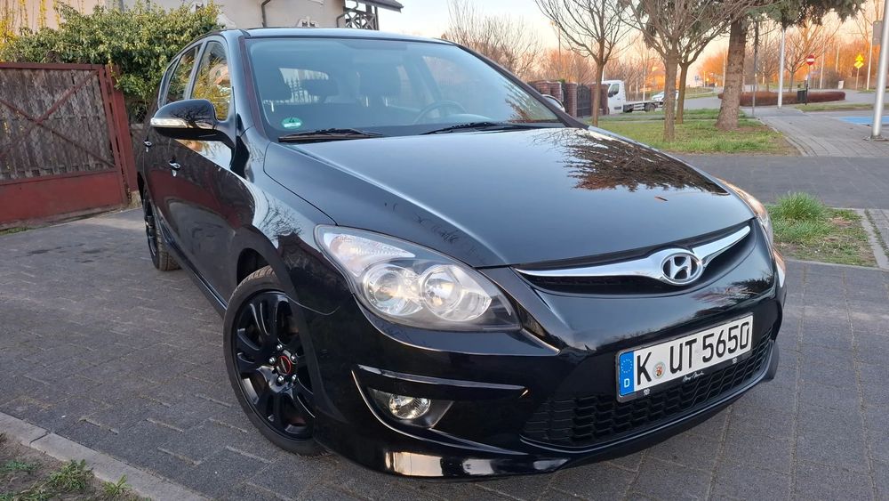 Hyundai I30 Czarna perła
