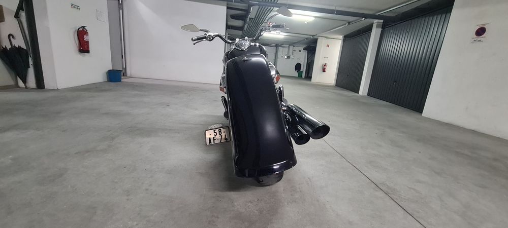 Suzuki Intruder VL800