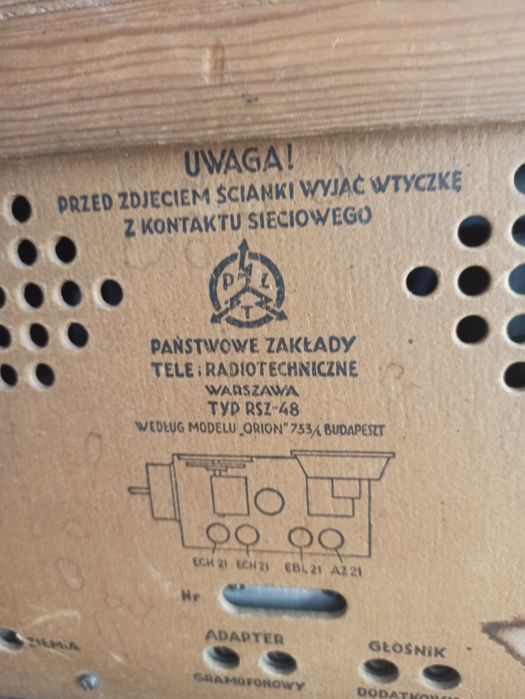 PRL Stary radioodbiornik lampowy Typ RSZ-48