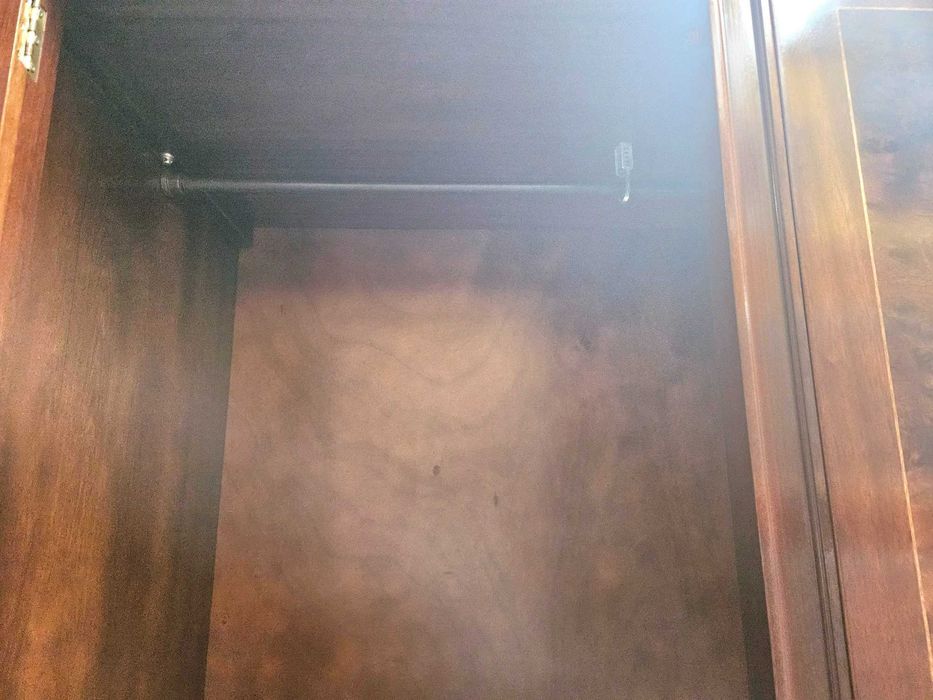 Excelente roupeiro de três postas - óptimo estado geral