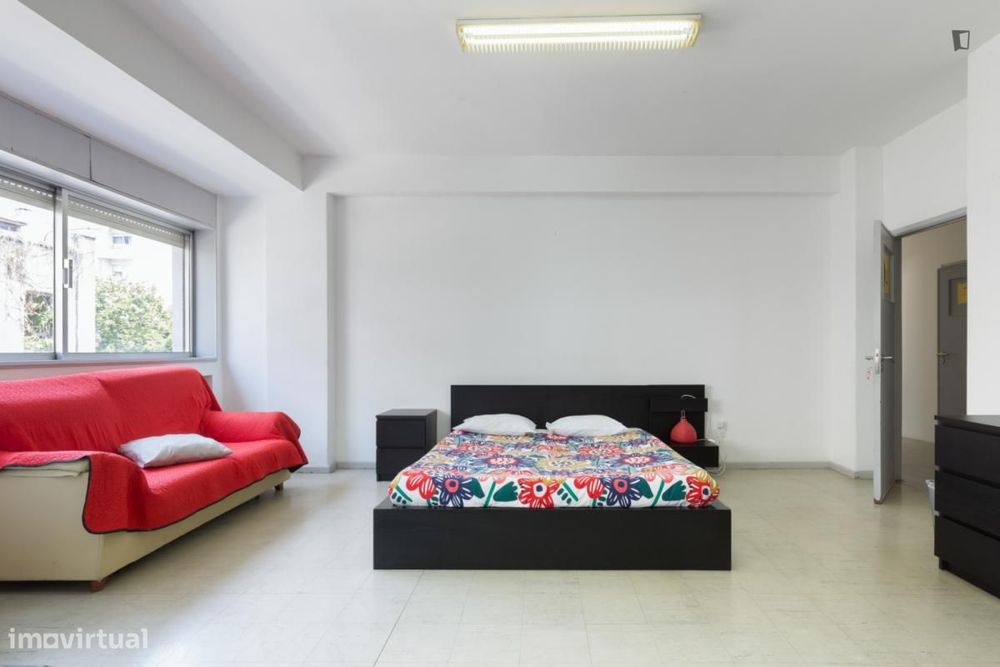 Quarto - localizado em Bonfim Porto
