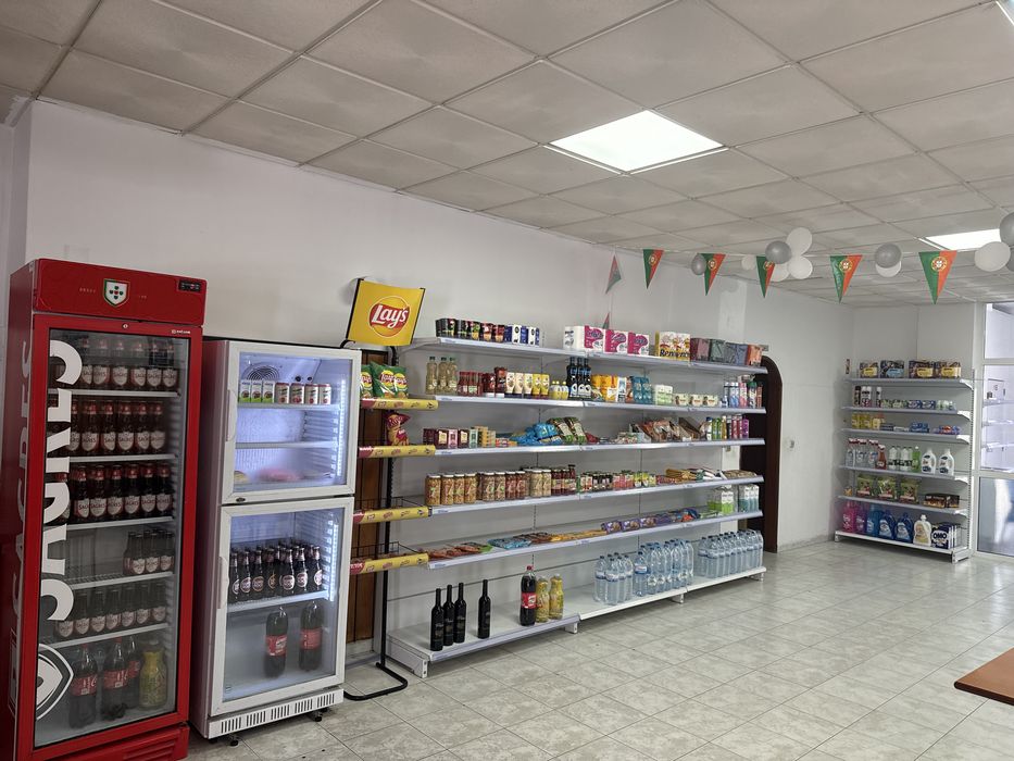 Sale of mini mercada e cafe
