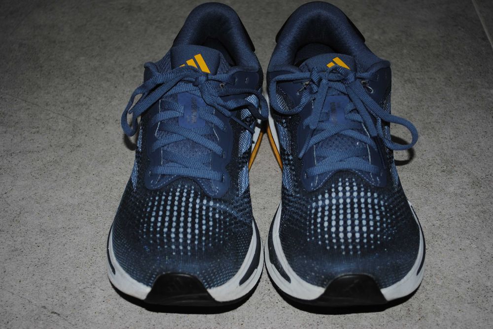 Buty do biegania Adidas Supernova Rise roz 42 i 2/3