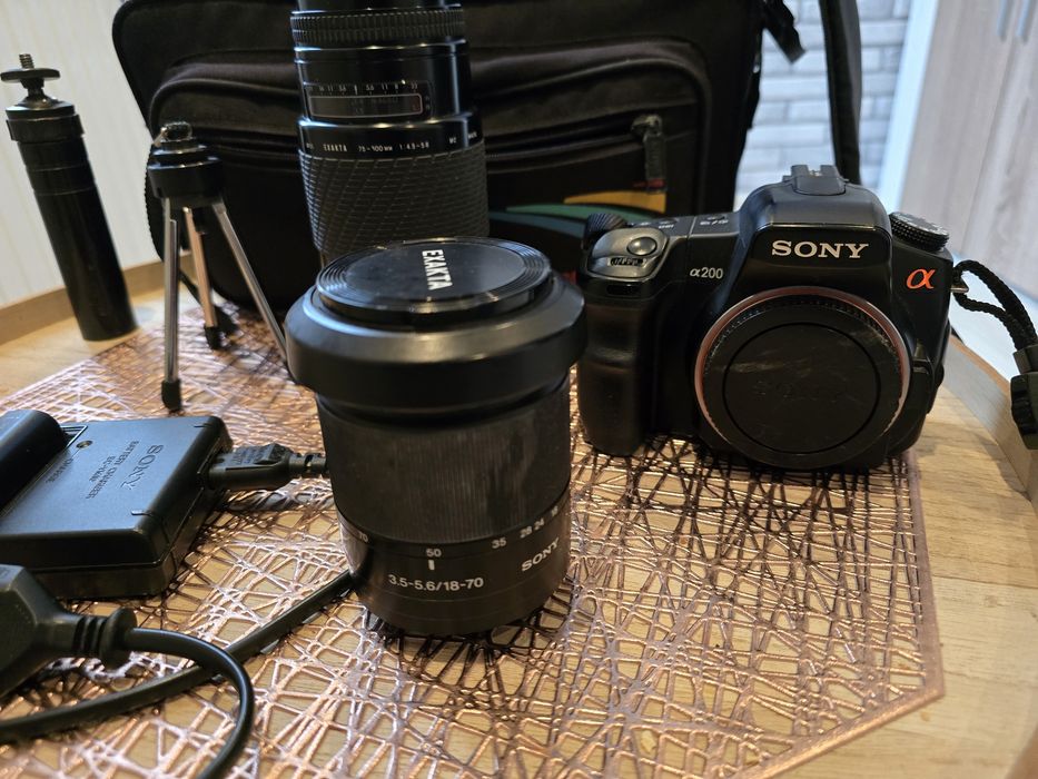 Sprzedam aparat Sony a200