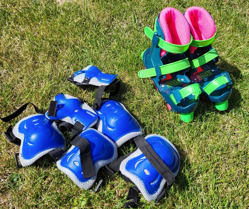 Продам розсувні Ролики універсальний розмір яскраві