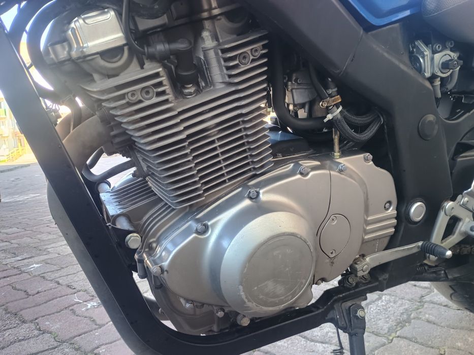 Suzuki GS 500 2005 року