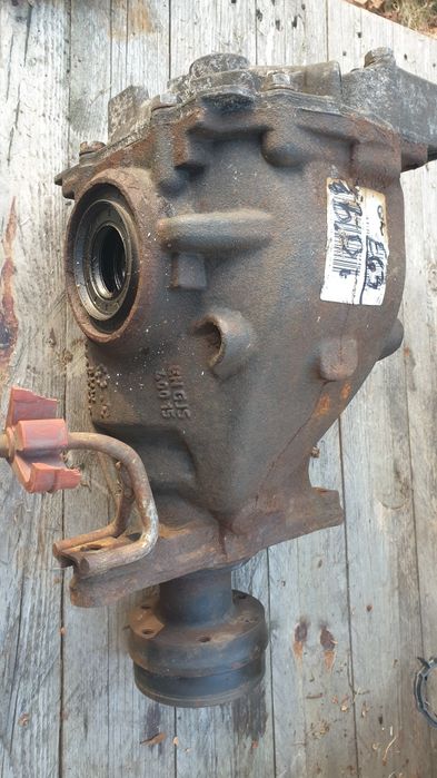 Bmw e63 e60 dyfer tył 3.38