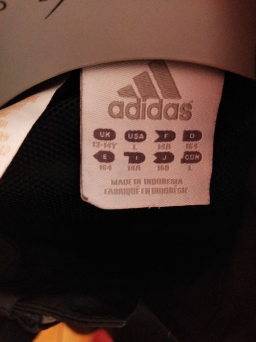 Wiosenna kurtka chłopięca adidas. Nowa