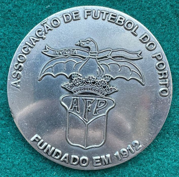 Medalha comemorativa em estanho