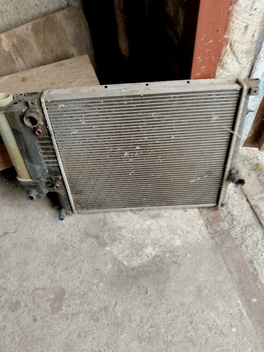 Радиатор бмв е34 акпп