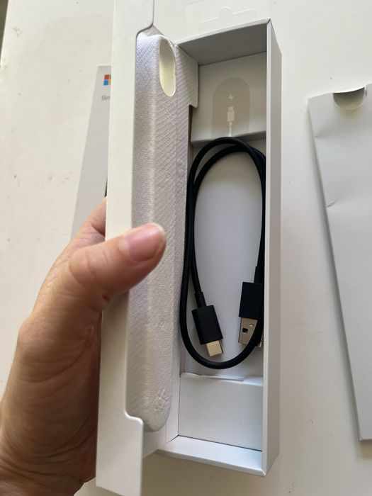 Microsoft surface slim pen and charger