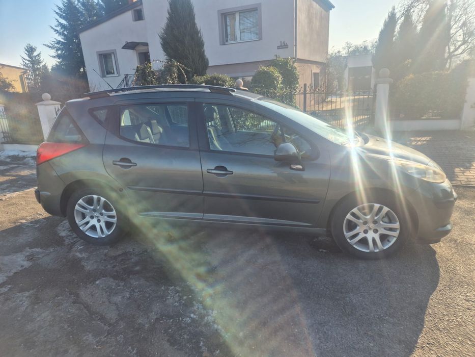 Peugeot 207 SW 1.6 klima, hak, 90 KM