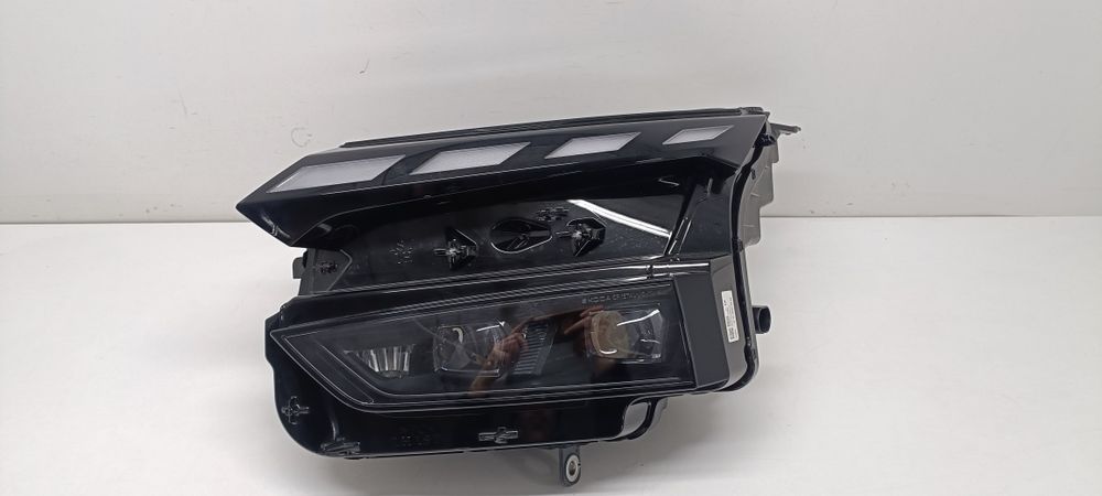 Skoda Elroq Lampa Lewa Przednia Full led Oryginalna Cała